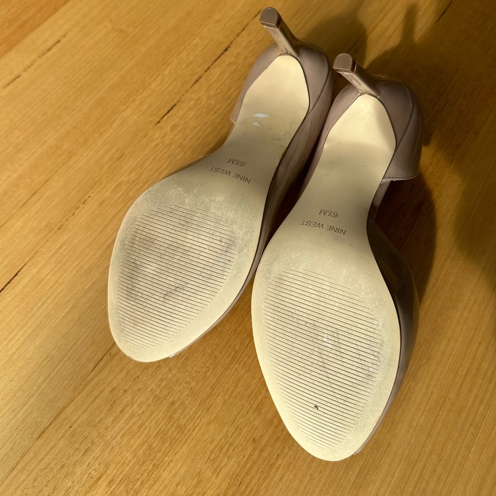 NINE WEST | Nude Peep Toe Shoe - Like New! - Picture 5 of 8